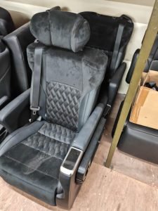 USED FABRIC PILOT SEATS (2 PCS, NO RAIL)